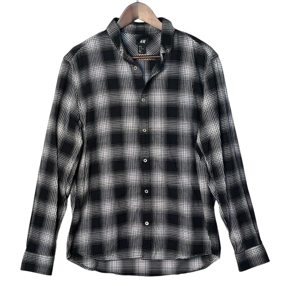 HM Mens Plaid Flannel Button Down Shirt Black White Checkered Size Medium M